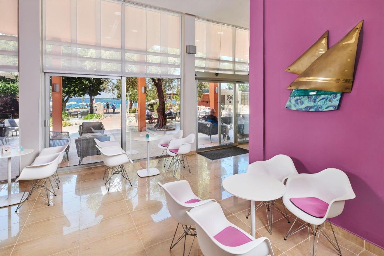 Plava Laguna Hotel