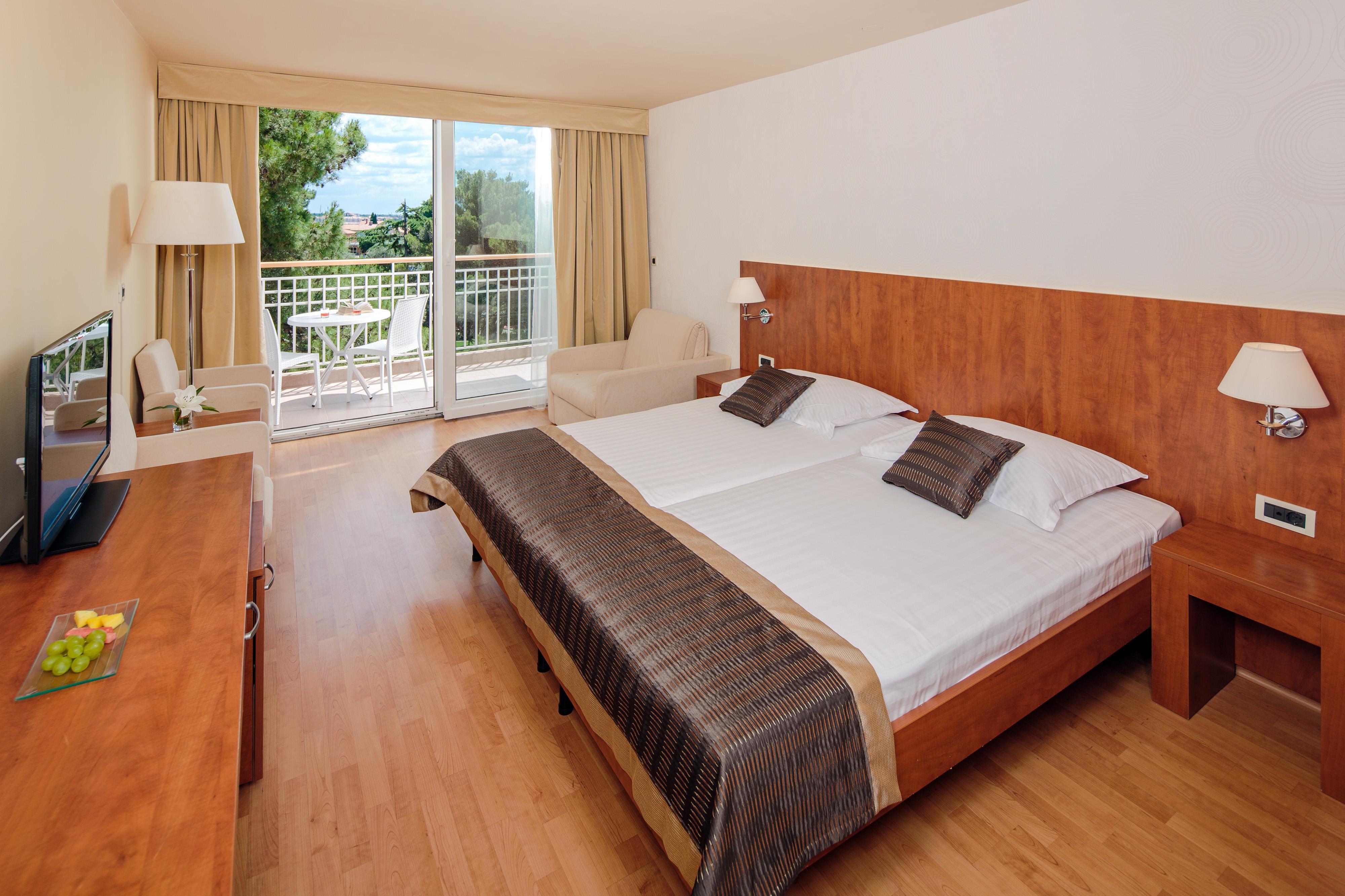 Plava Laguna 4*