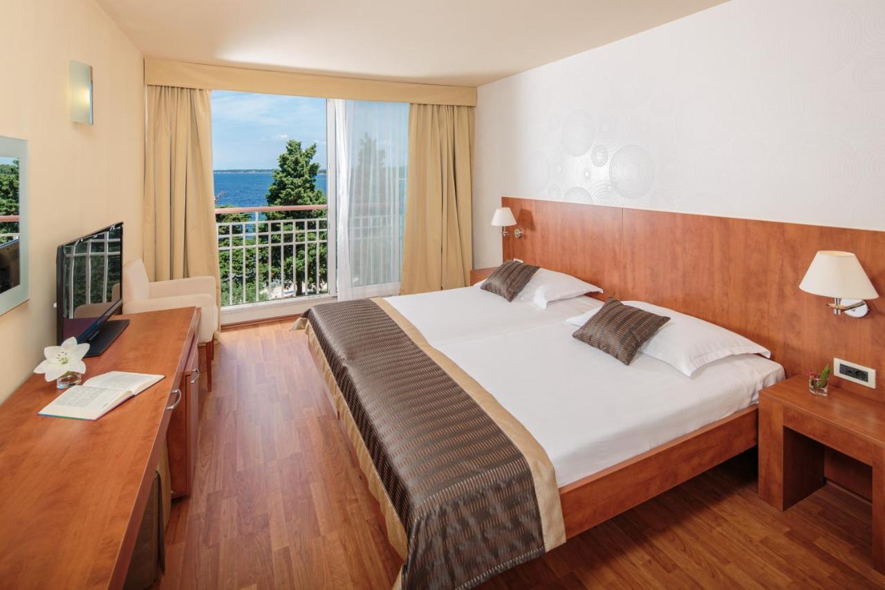 Plava Laguna 4*