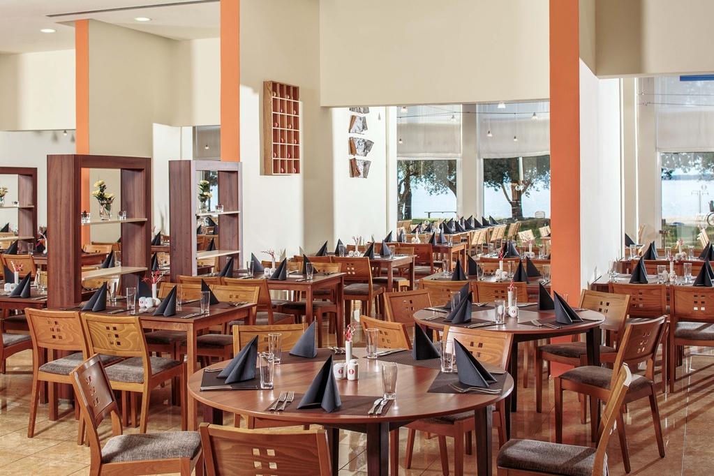 Hotel Plava Laguna 4*